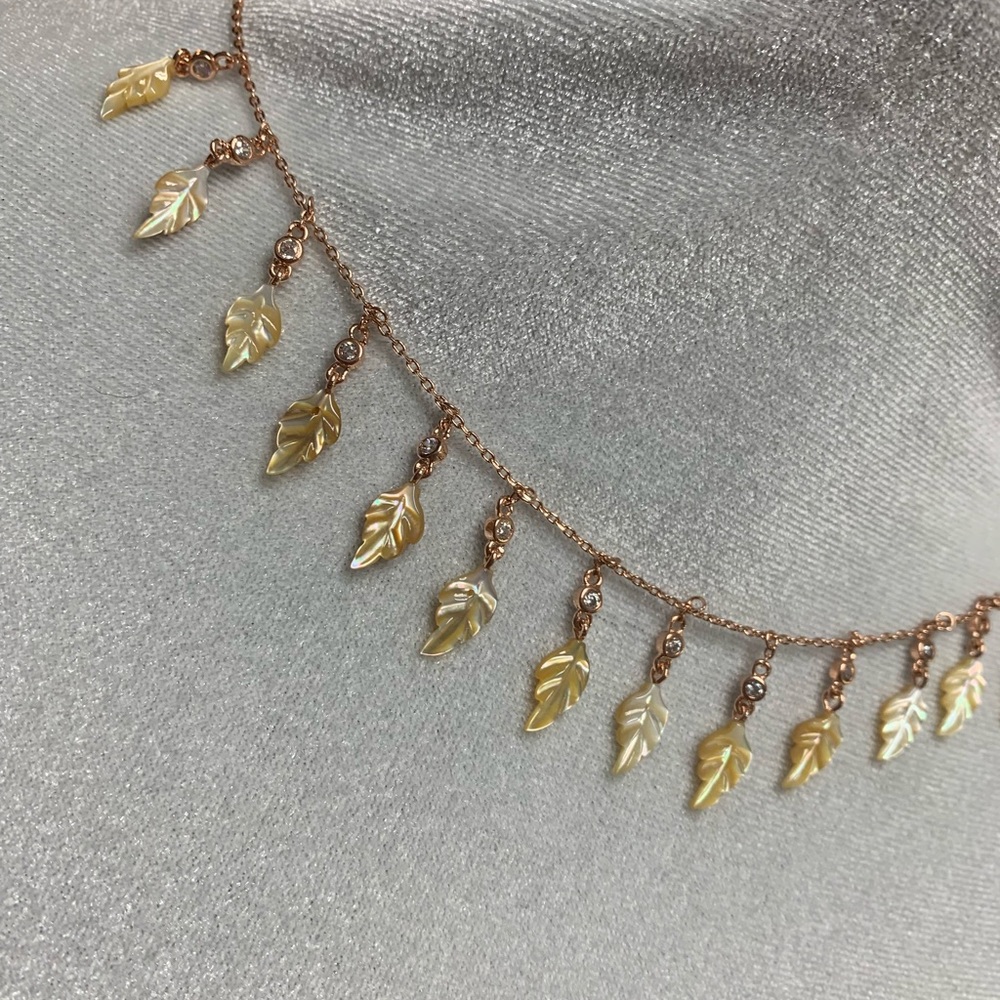 Leaf necklace